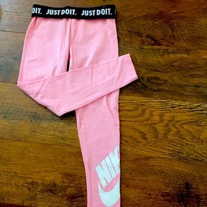 Girls Nike Leggings ✔️